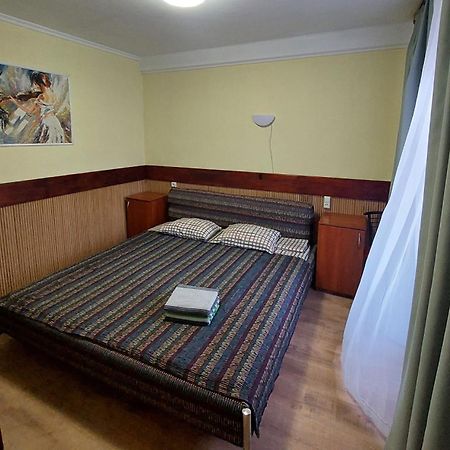 Hotel Desna Kut Kiev Eksteriør billede
